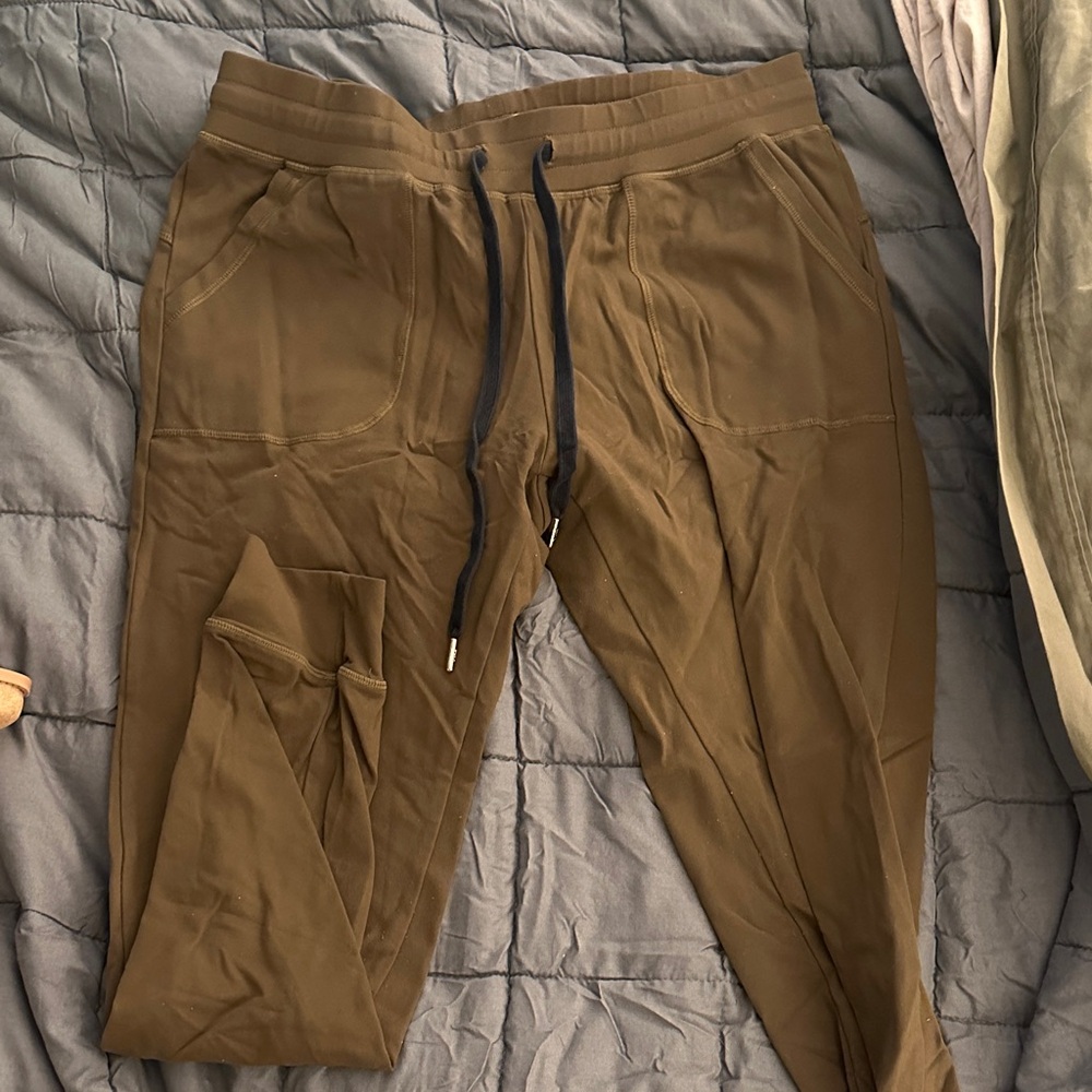 Zyia Army Green Jogger Pants